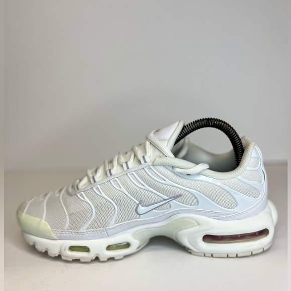 Nike Air Max Plus Womens Triple White 2021 DM2362-100 Sz 7.5M No Box Exc… - Picture 8 of 15